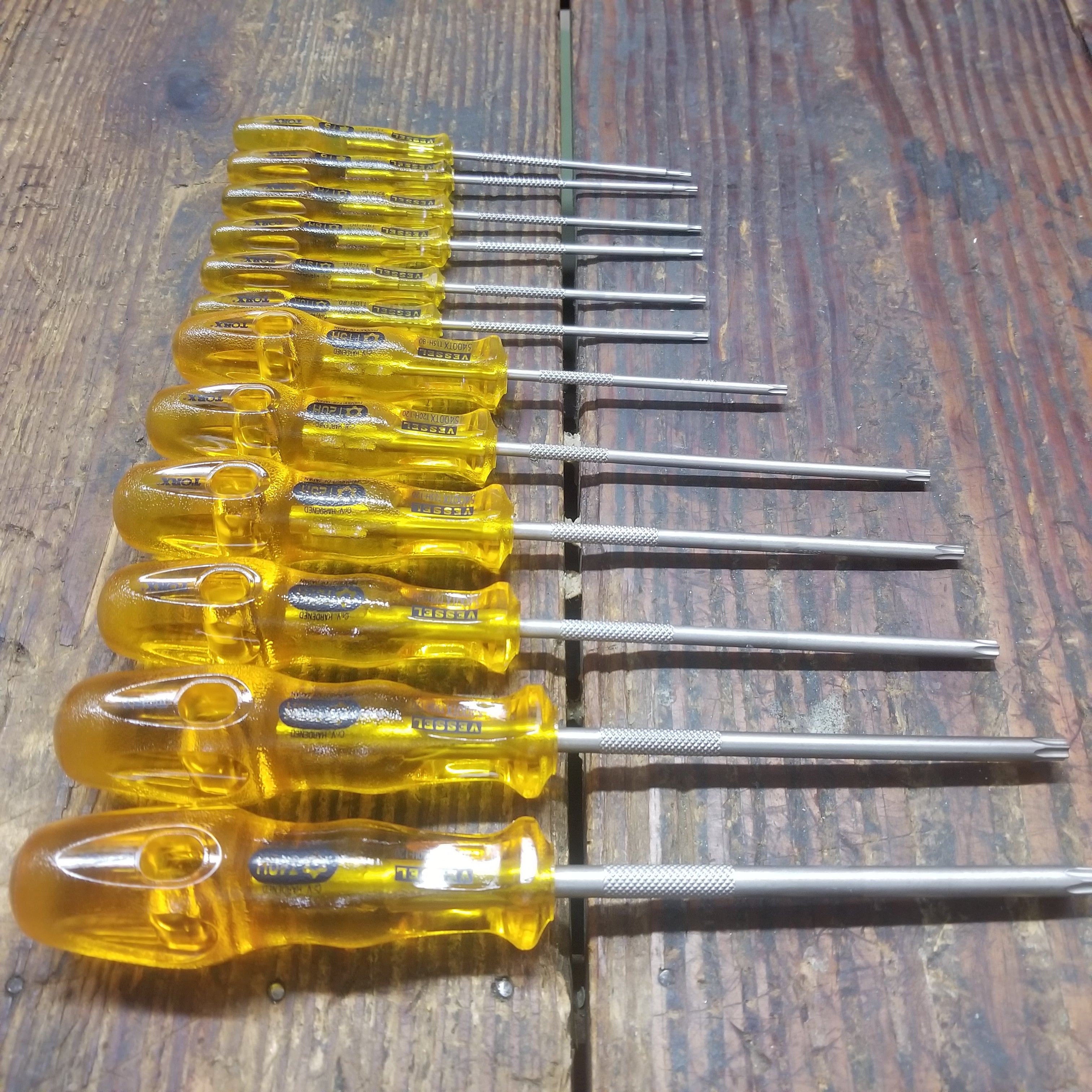 Vessel 12pc Torx Power Grip Screwdriver Set (V5400TORX) – Harry J