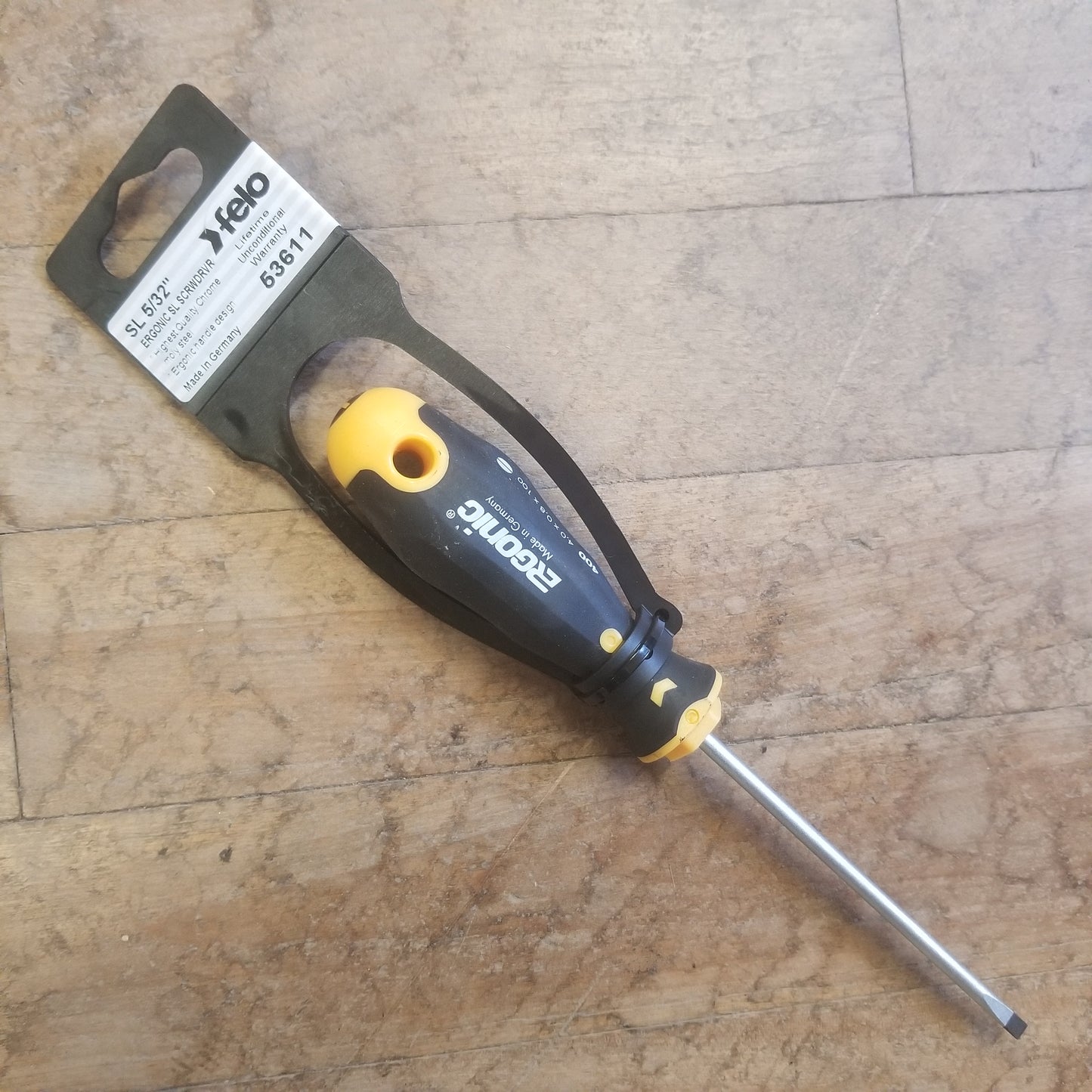 Felo Ergonic 5/32" x 3 7/8" Slotted Screwdriver (53611)