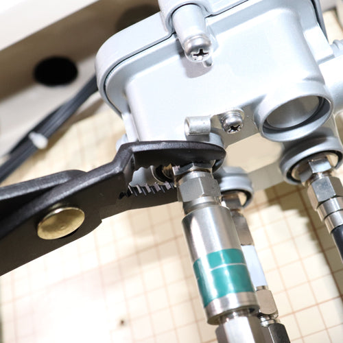 Fujiya Kurokin 7.5" Bent Slip Joint Combination Pliers (210-190-BG)