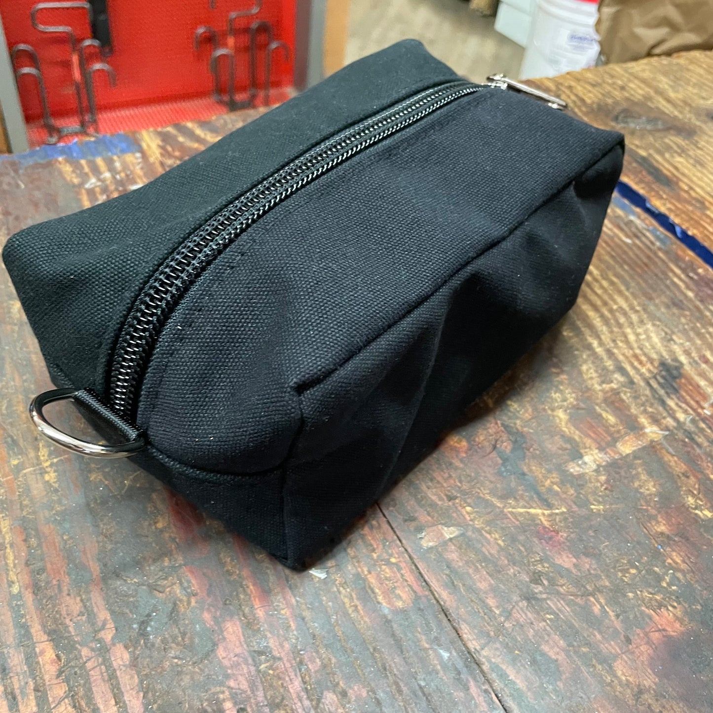 Beckel Canvas Black Necessities Bag (CL412NIT)