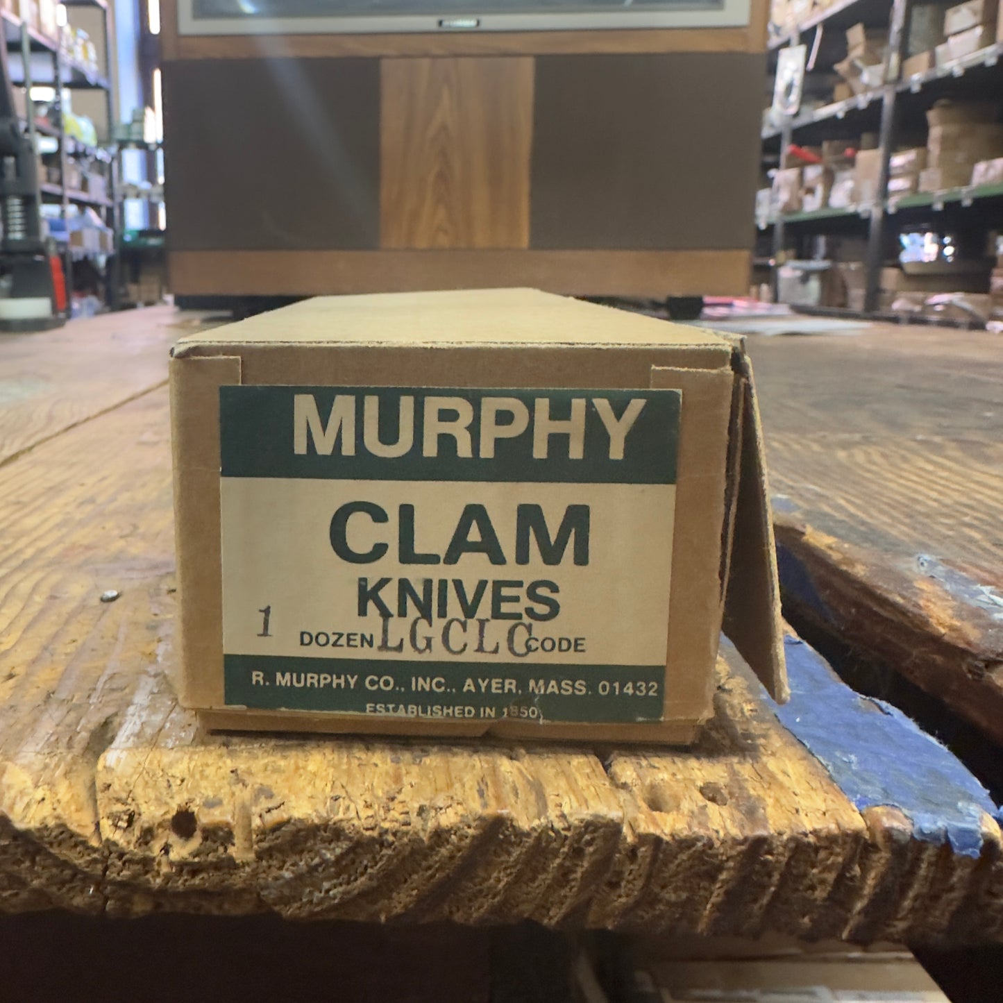 R. Murphy Large Clam Knife: 3-1/4" x 3/4, Maple, carbon (86305) LGCLC