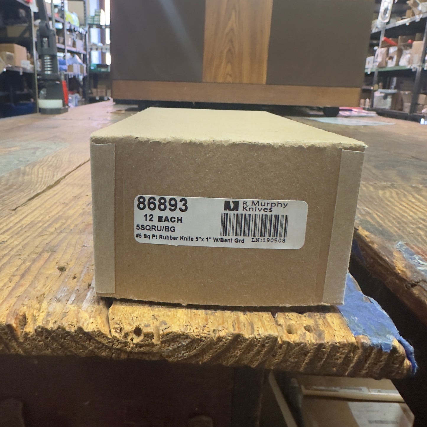 R. Murphy Square Point Rubber Knife 16 gauge 5" x 1 " Blade w/ Bent Guard (86893) 5SQRU/BG