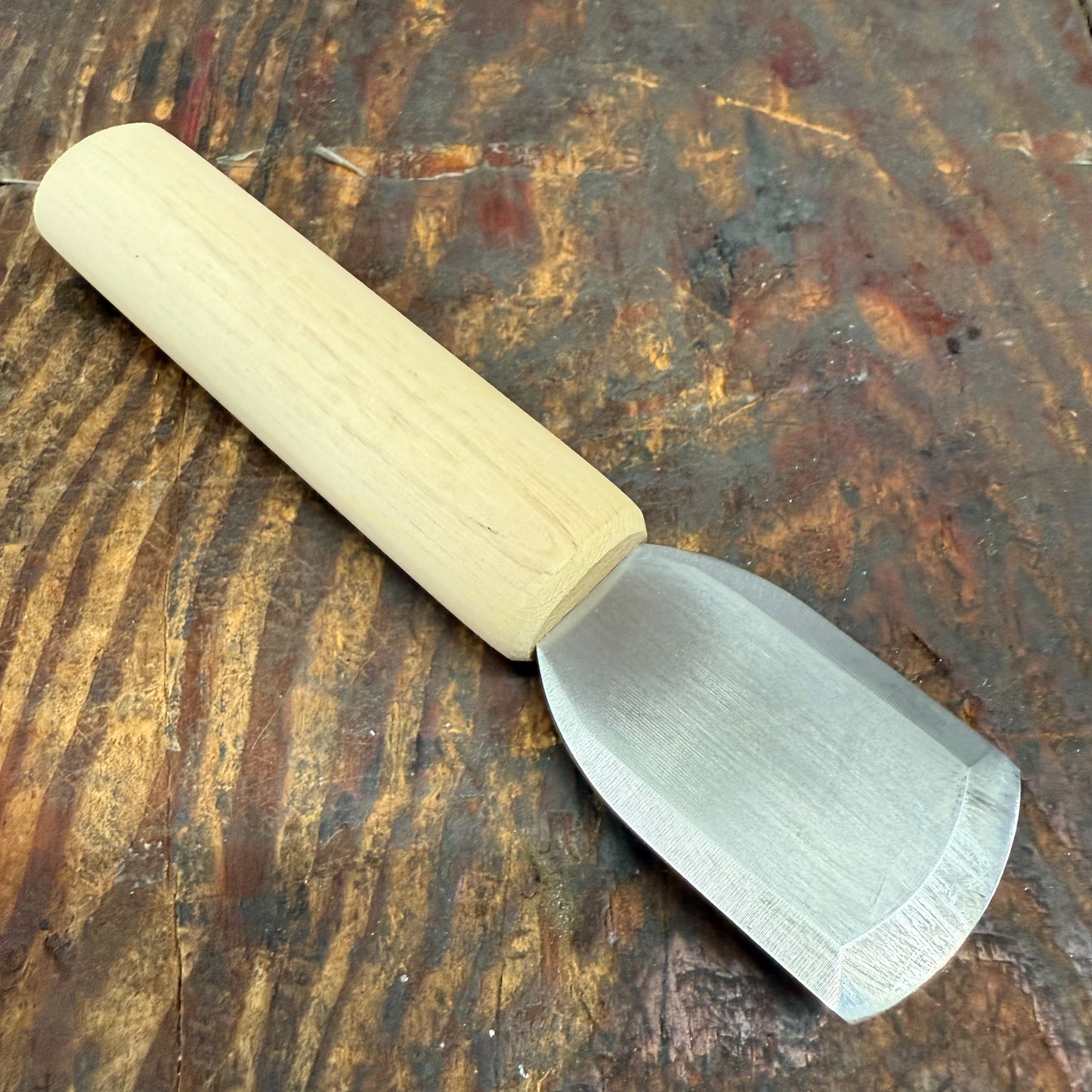 Kakuri 36mm Round Blade Skiving Knife (48373)