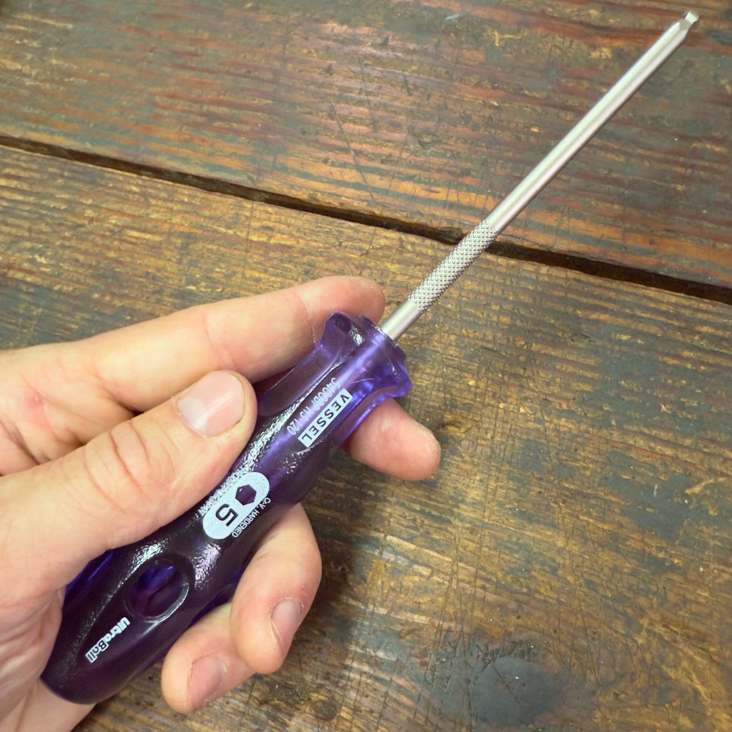 Vessel UltraBall Hex H5 x 120mm Power Grip Screwdriver (B5400BPH5120)