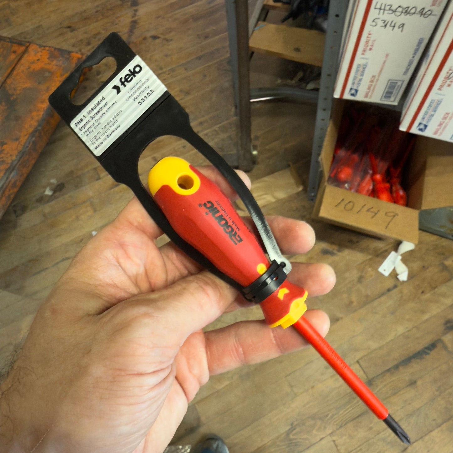 Felo Insulated Slotted Phillips #1 x 3-1/8" Length Ergonic VDE Screwdriver (53153)