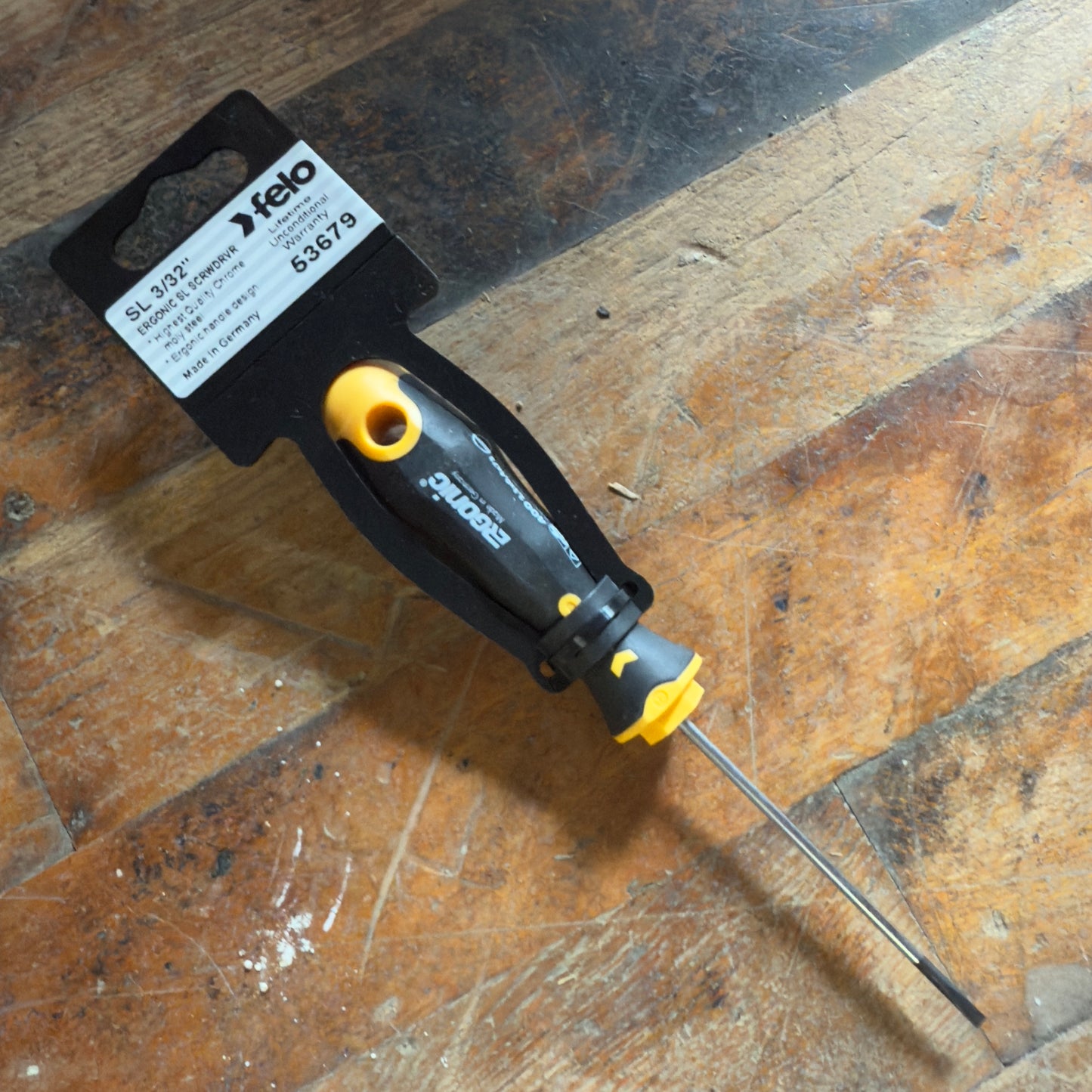 Felo Ergonic 3/32" x 3" Slotted Screwdriver (53679)