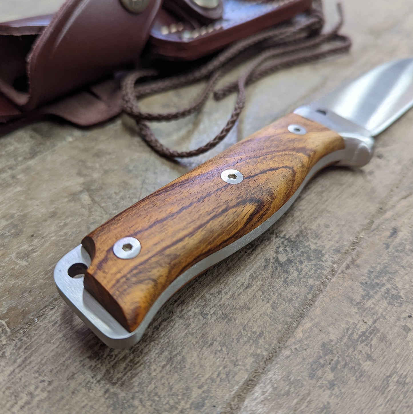 Cudeman MT5 Survival Carbon Steel Knife Cocobolo Wood (CUD120K)