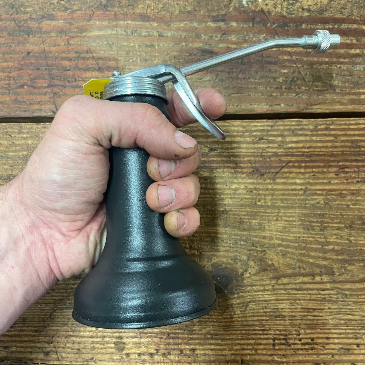 10 oz Dutton-Lainson #624 Goldenrod Oil Can w/ Straight Spout Spray Tip (624)