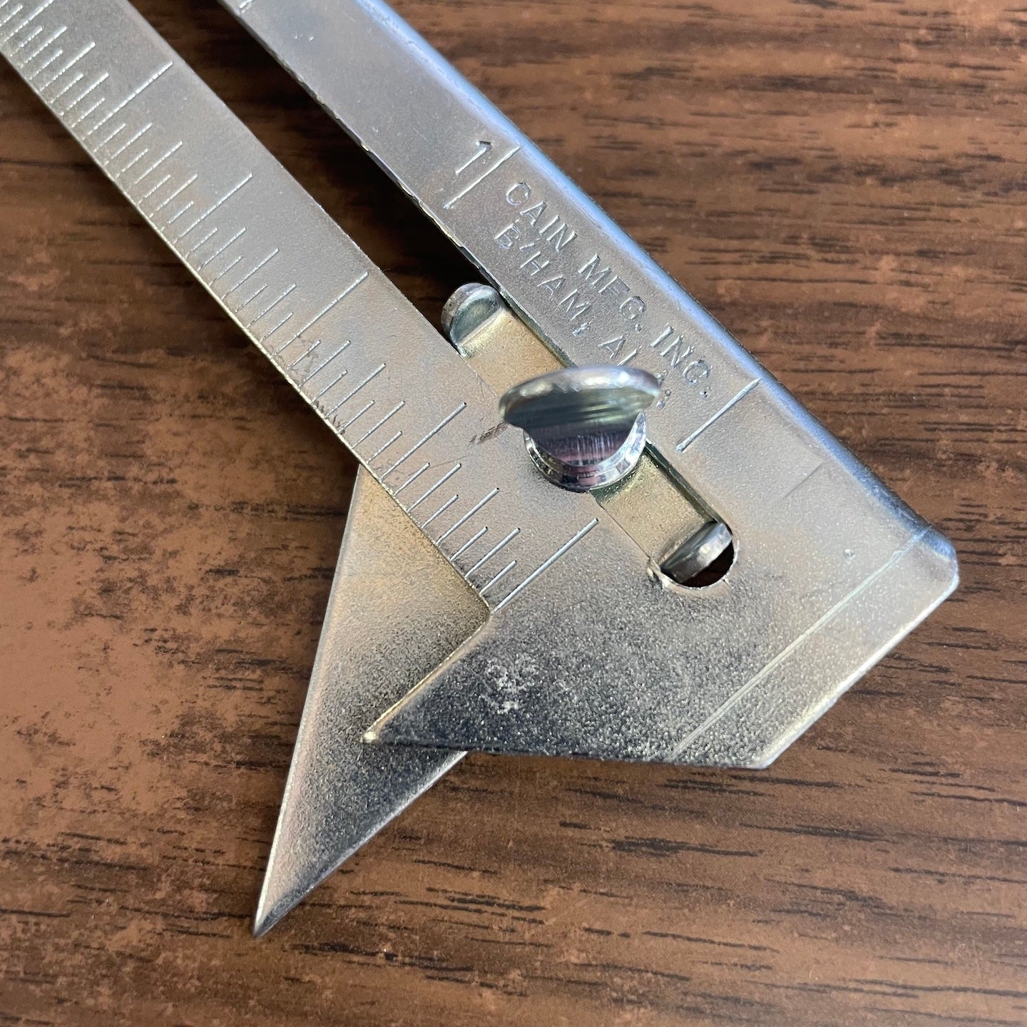 Cain Mfg. 6" Sheet Metal Marking Ruler - Quick-Set Scriber (QS6)