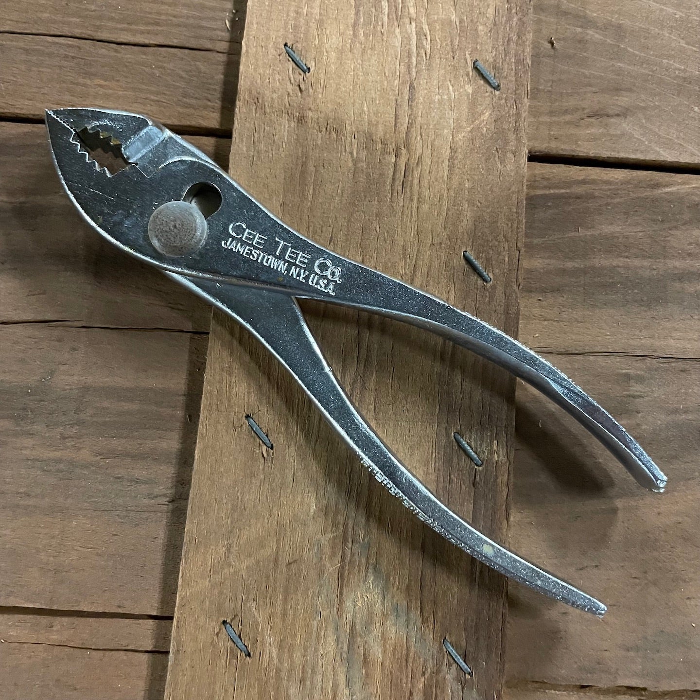 Cee Tee Co. (Jamestown, NY) NOS WWII-Era Slip-Joint Pliers – Harry