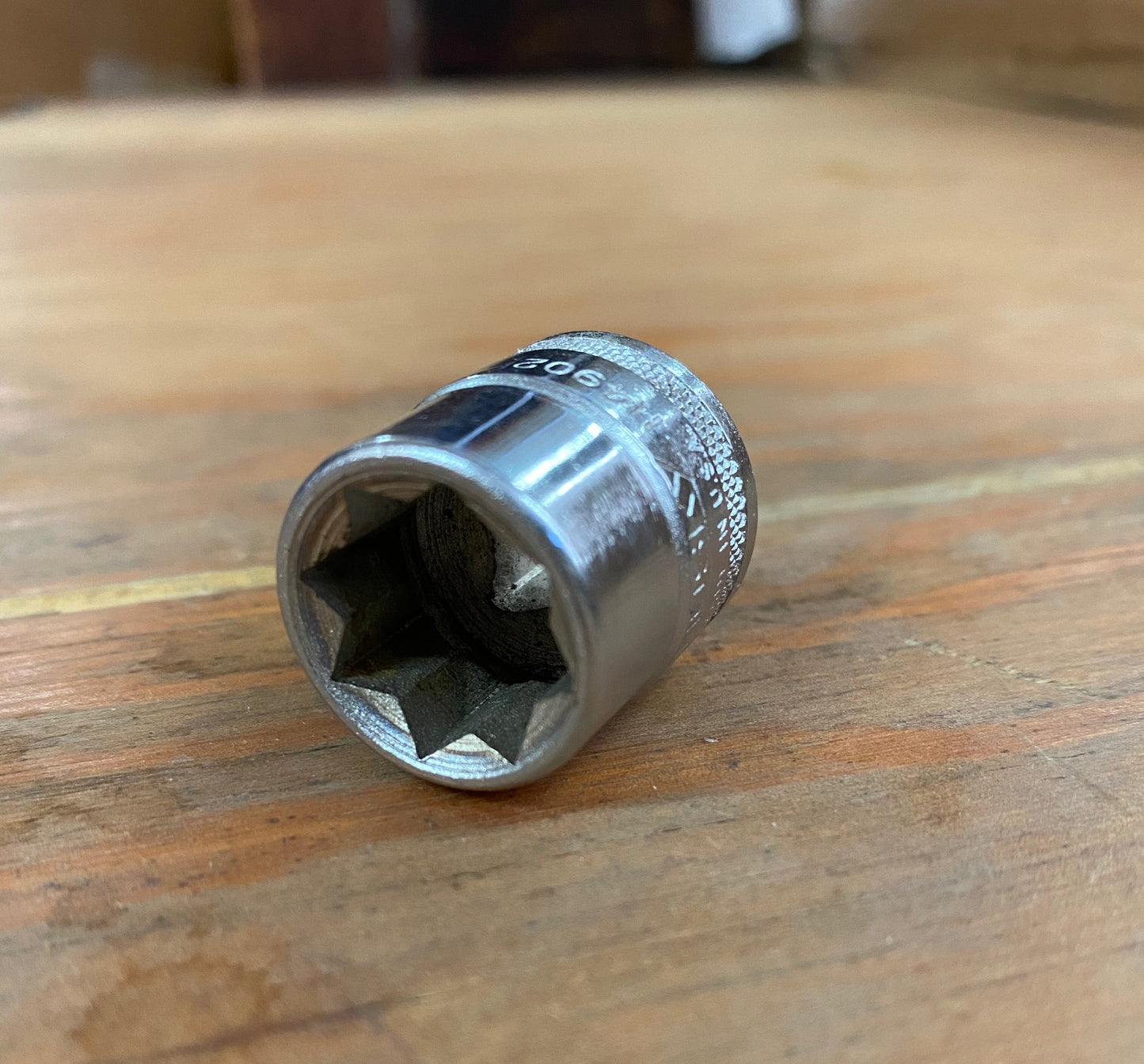 NOS Husky 3/8" Dr 1/2" 8 Pt. Socket (H4902)