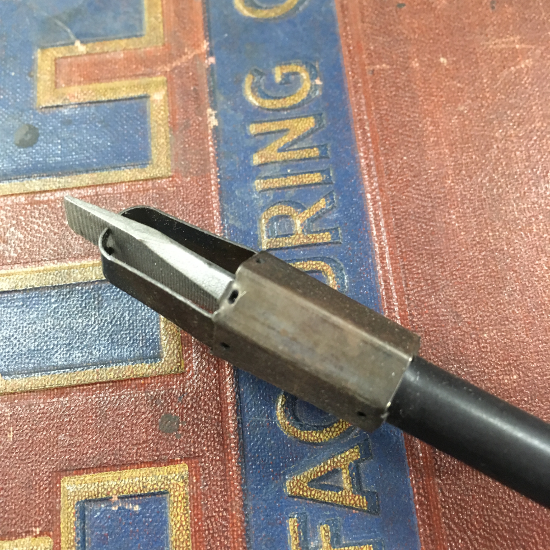 Husky 1/4" x 5" Screwholding Driver (683-859)