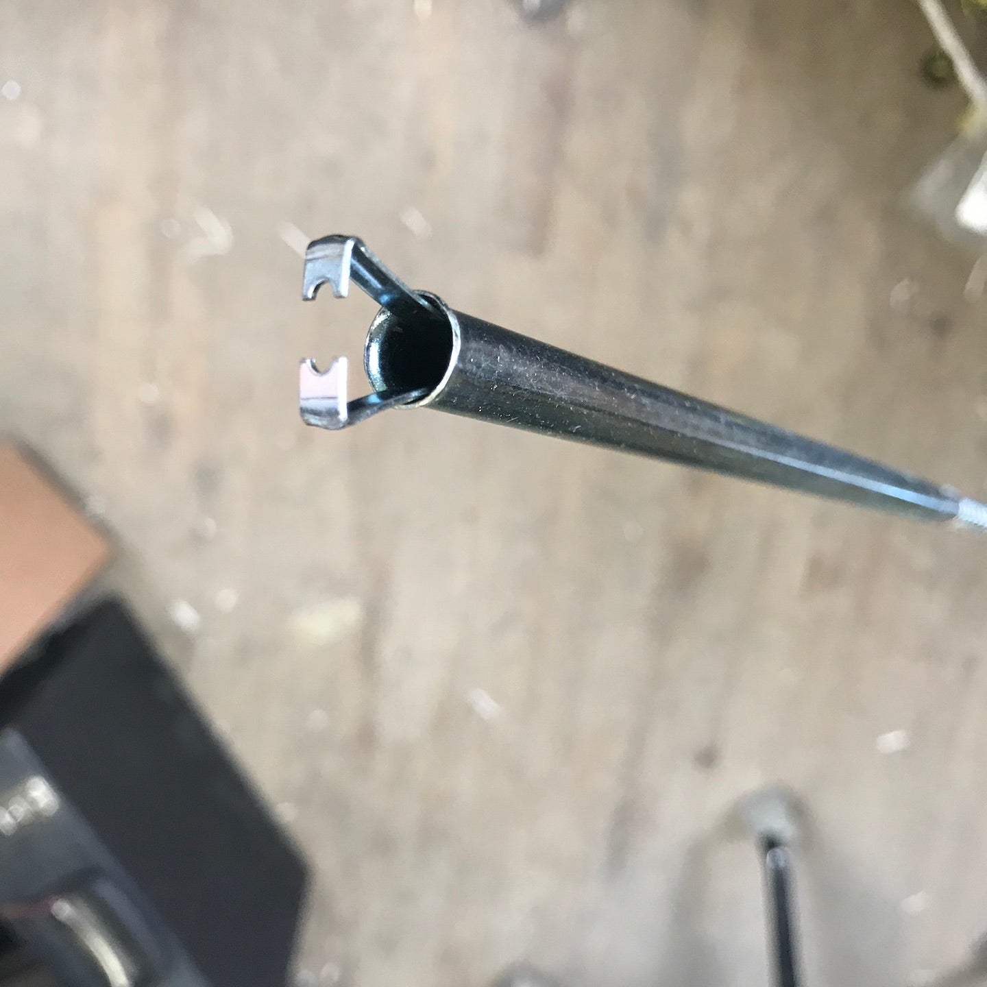 Mechanical Finger 26 1/2" Total Length (MS-GRAB)