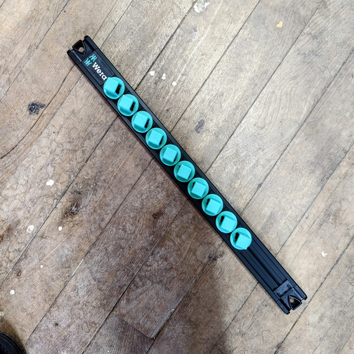 Wera 1/2" Drive Magnetic Twist-To Lock Socket Rail (05136422001)