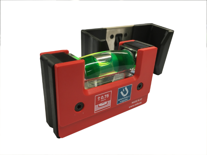 SOLA Pocket GO! Level w/ Holster (LSGOM)