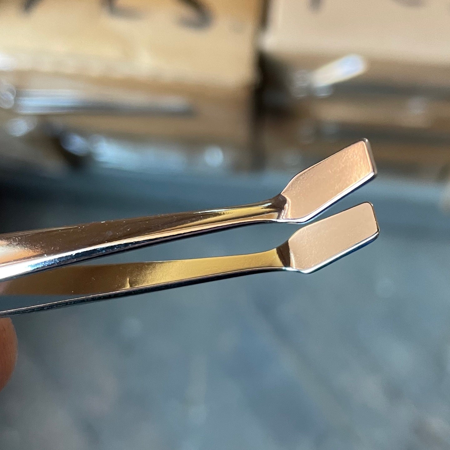 US Made Yankee Curved Paddle Tweezers Unbranded (TW-855U)