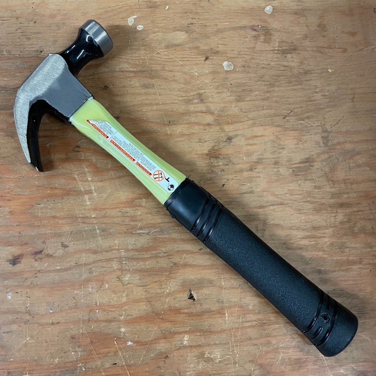 Vaughan 16 oz Fiberglass Handled Claw Hammer G16F