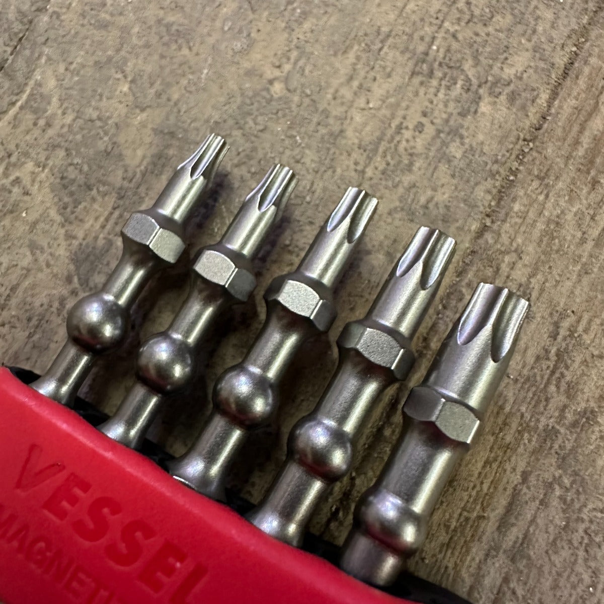 5 Pc Vessel Impact Ball 2" Torx Torsion Bits w/ Mag Charge Holder (IBMG50K002)