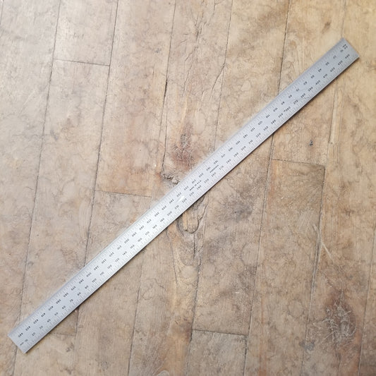 PEC 18" MM Grooved Rule (0.5mm/1mm & 0.5mm/1mm) w/ Blemish (7184-018)