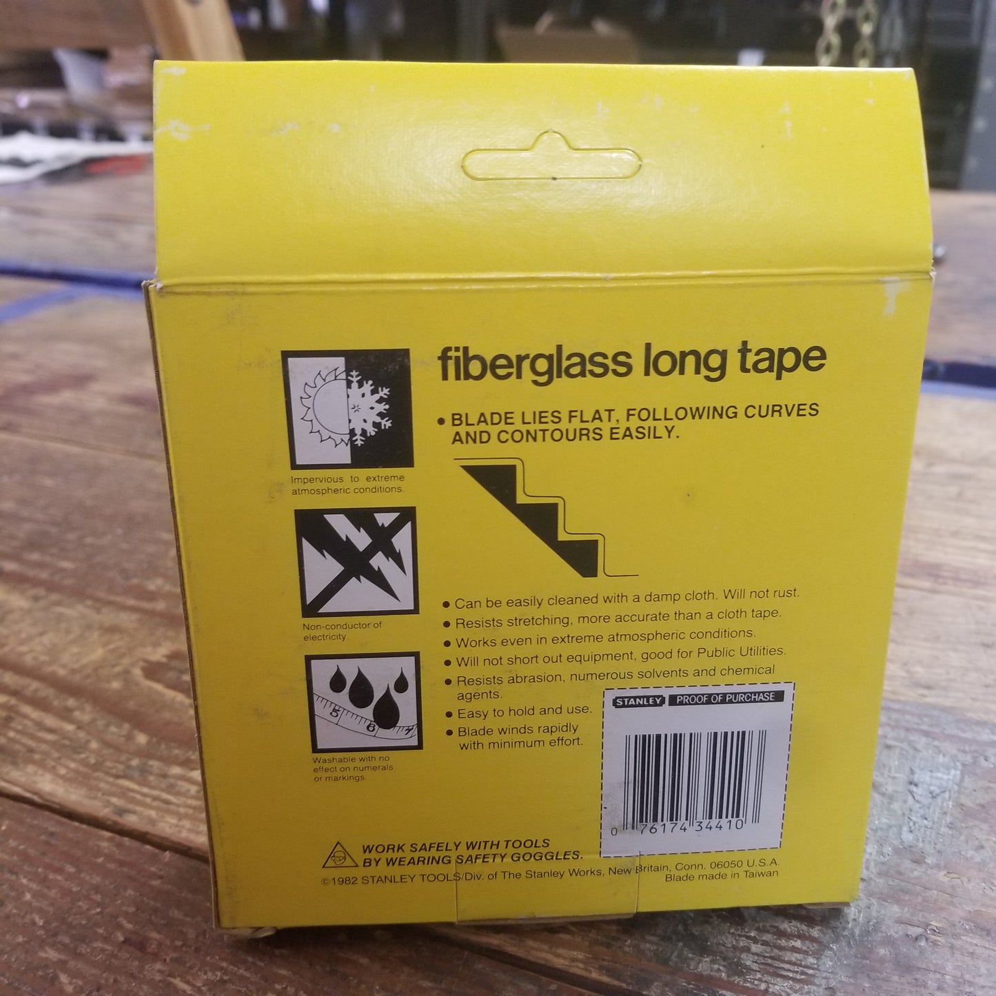 Stanley 50' Fiberglass Long-Tape (Round Reel) (34-410)