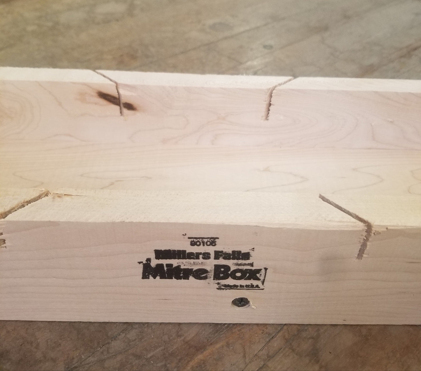 Millers Falls Wooden Mitre Box (90105)