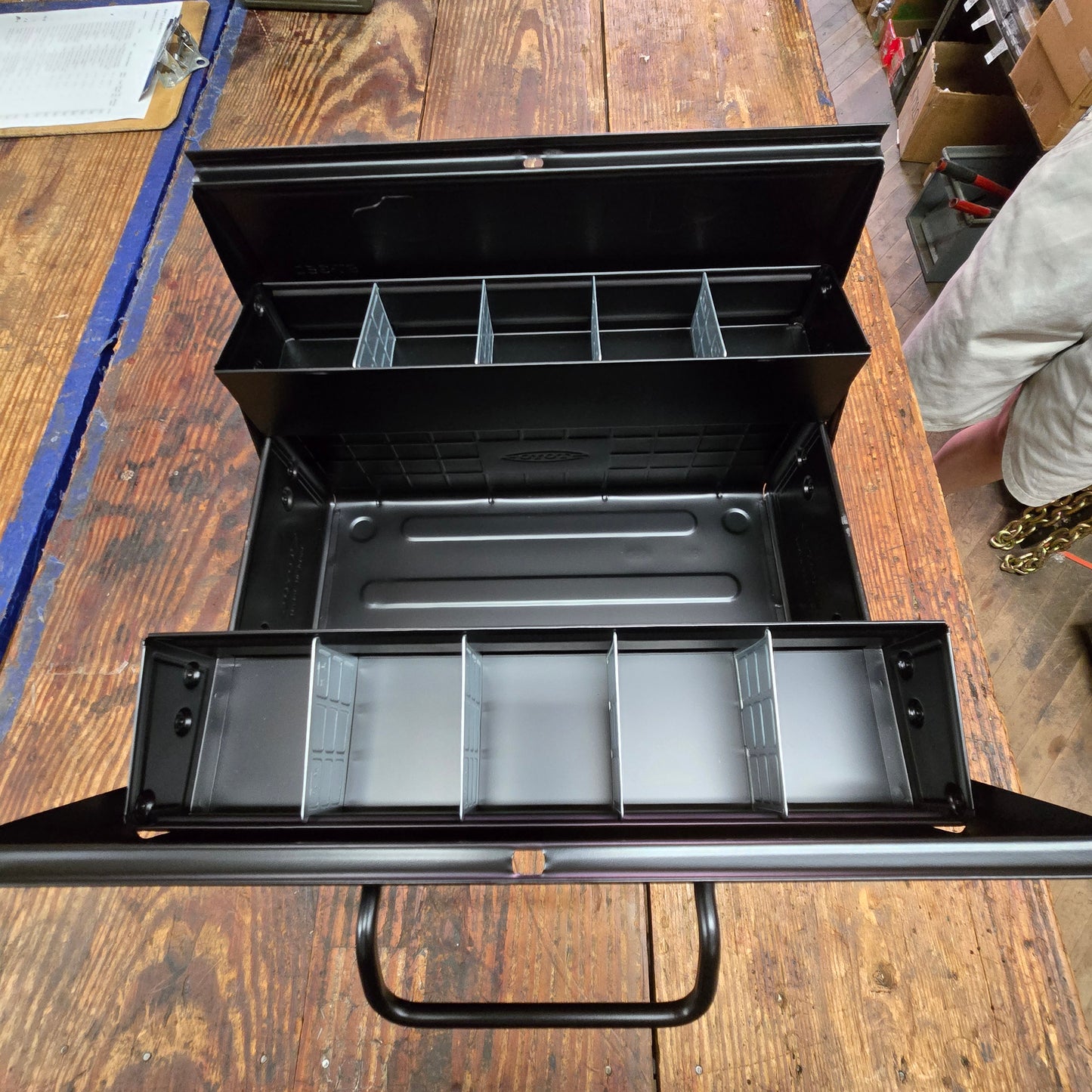 Toyo Steel Toolbox W/ Cantilever Lid And Upper Storage Trays ST-350 Black (TO-ST350BK)