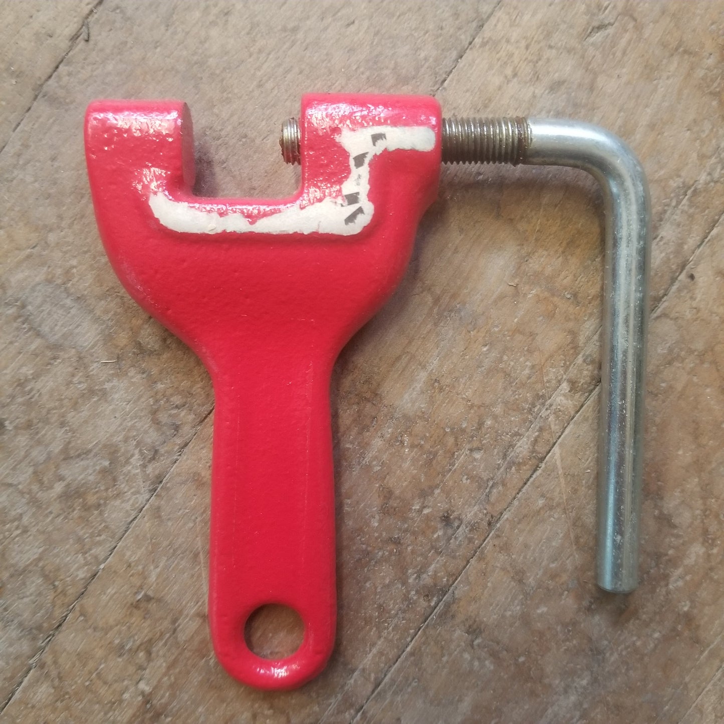 R-100 Rivet Tool for Hesston Row Harvester (R-100)