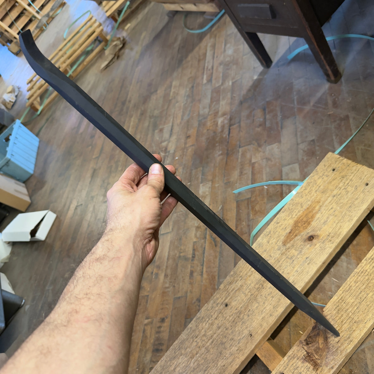 Martin 7/8" x 30" Industrial Black Pry Bar (198)