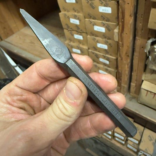 Martin 3/16" x 5-1/2" Cape Chisel Industrial Black (C40)