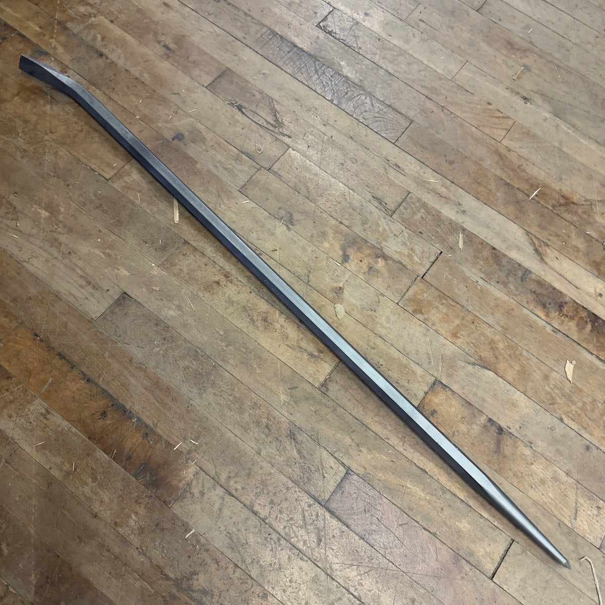 Martin 7/8" x 42" Industrial Black Pry Bar (199)