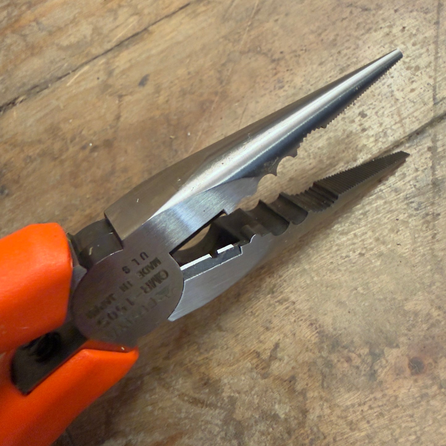 Fujiya Multi-Purpose Long Nose Pliers (GMR-150S)