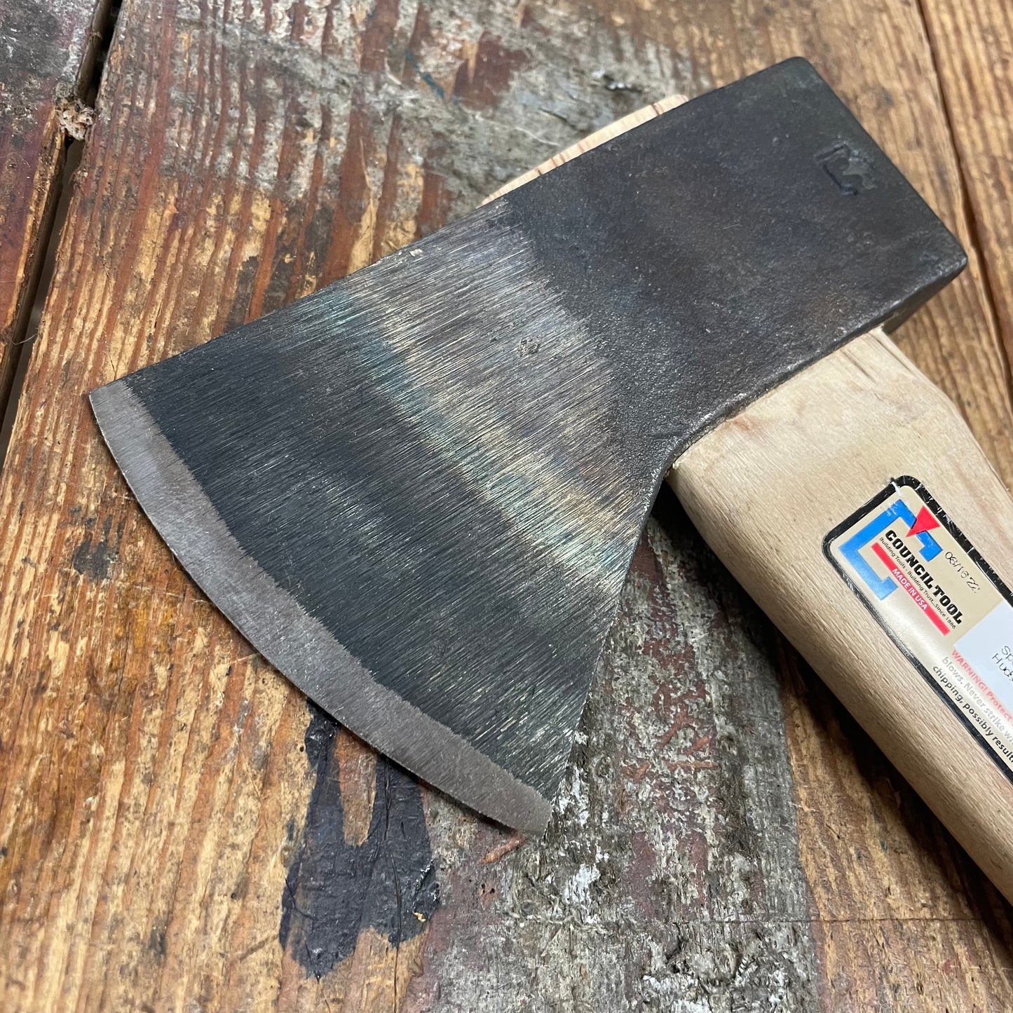 2# Council Tool Hudson Bay 18" Curved Wooden Handle Sport Utility Finish Camp Axe (SU20HB18C)