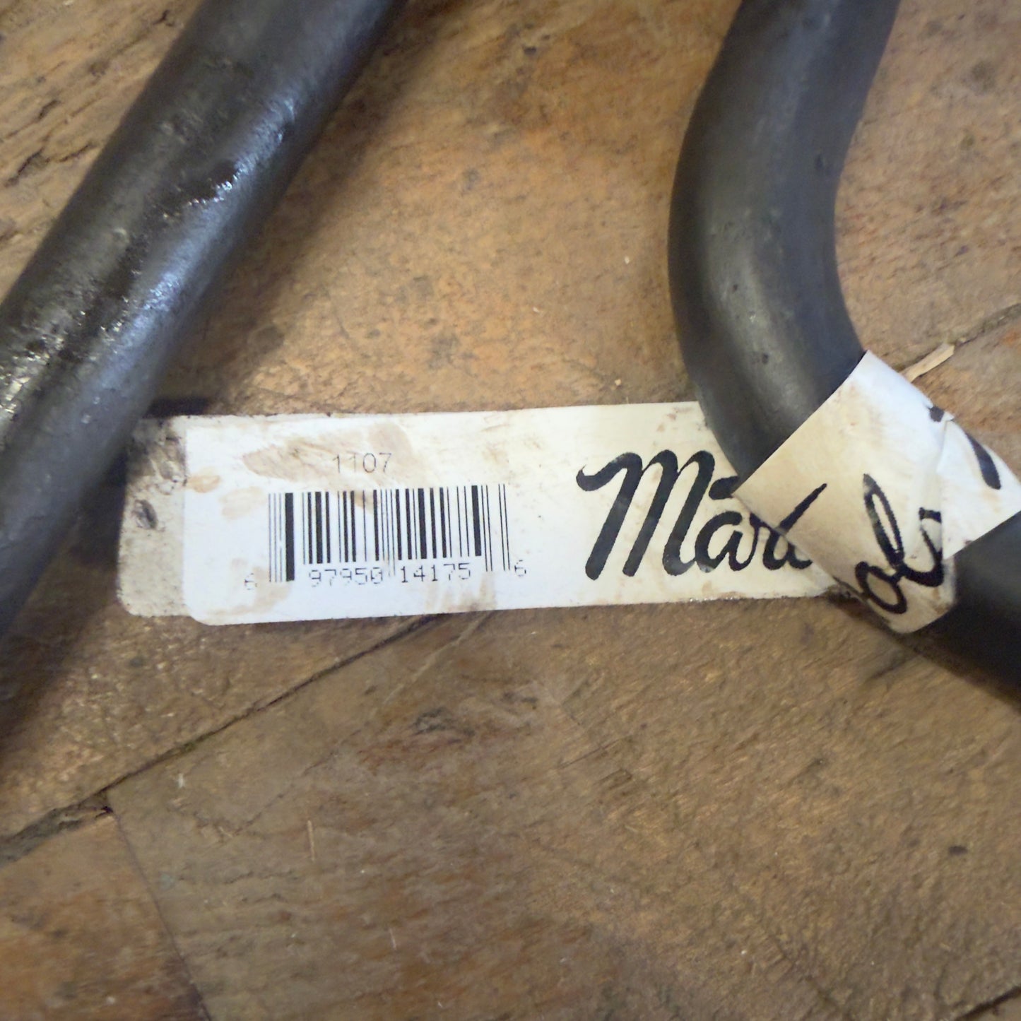 Martin Long Curved Pick (1107)