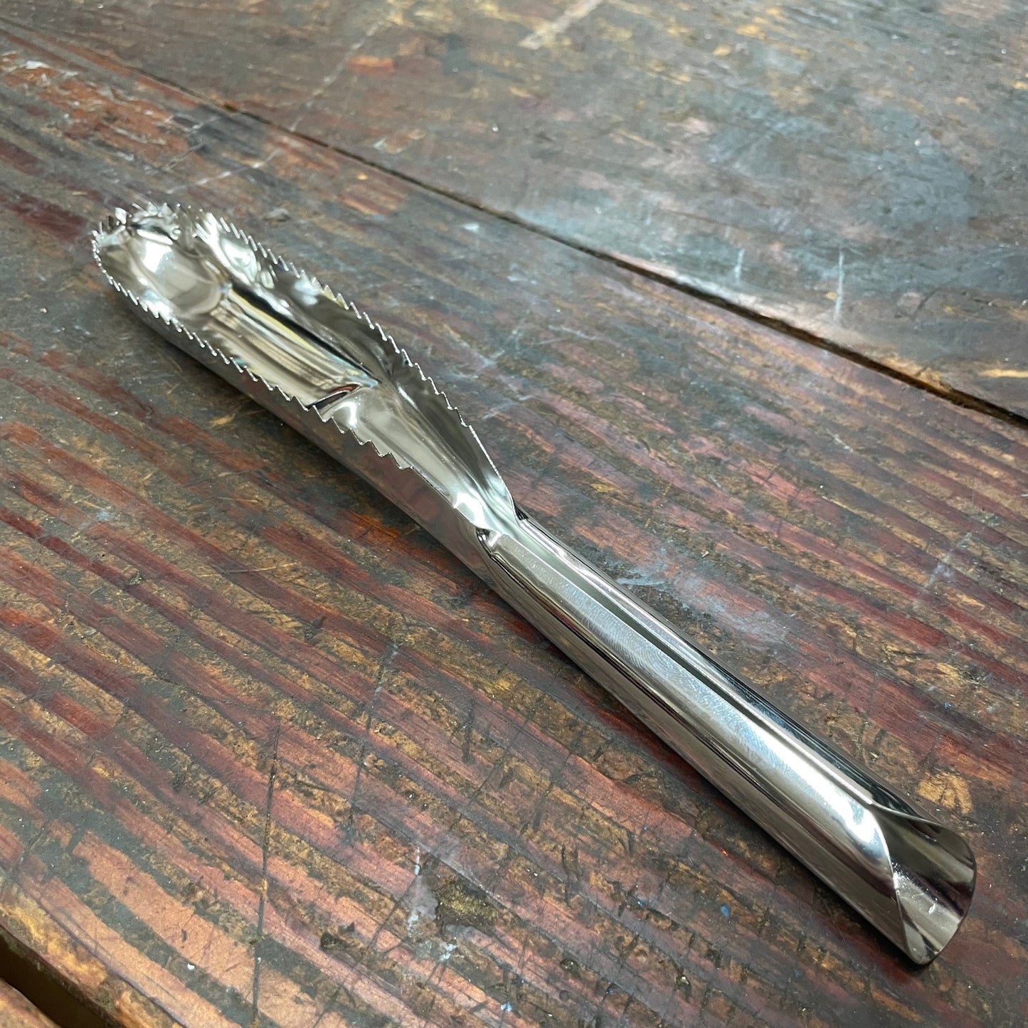 Mound Tool Stainless Steel Fish Scaler (2040)