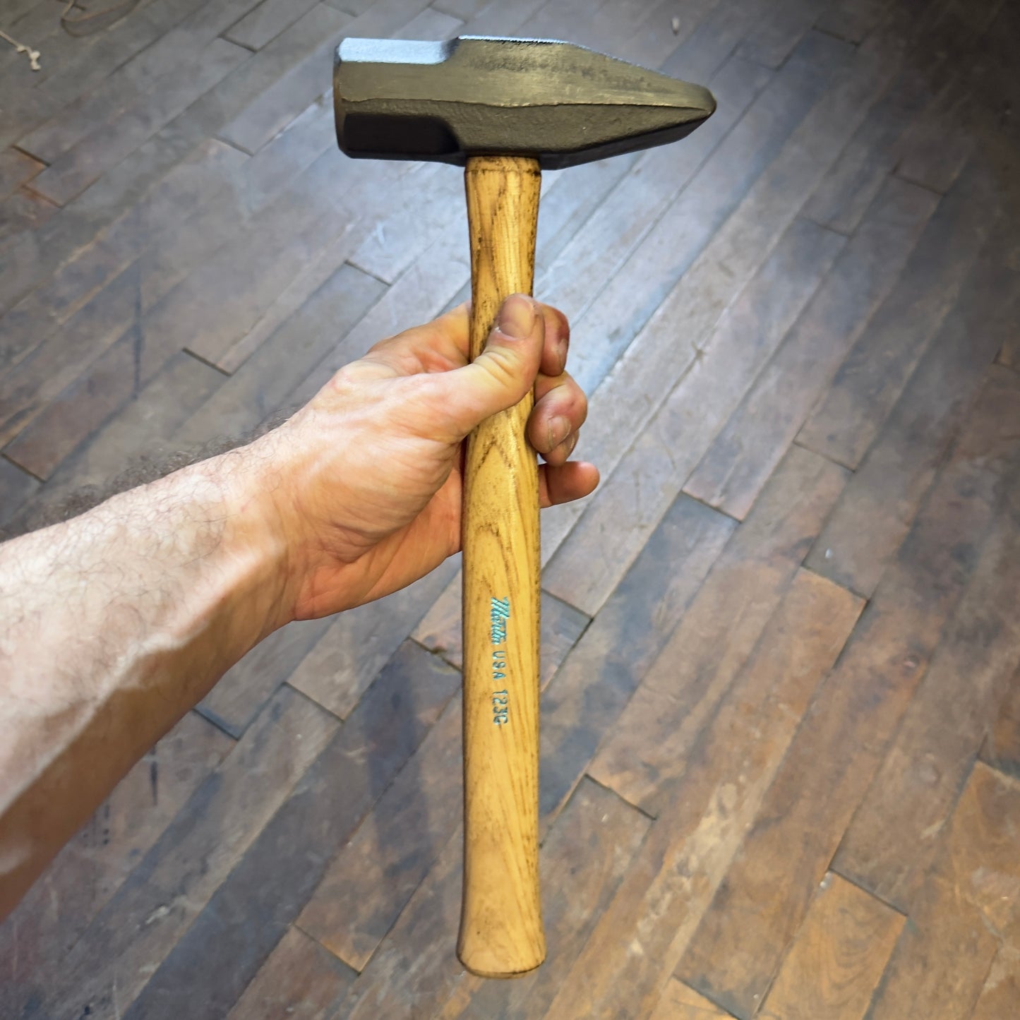 Martin 48 oz Cross Pein Hammer (123G)