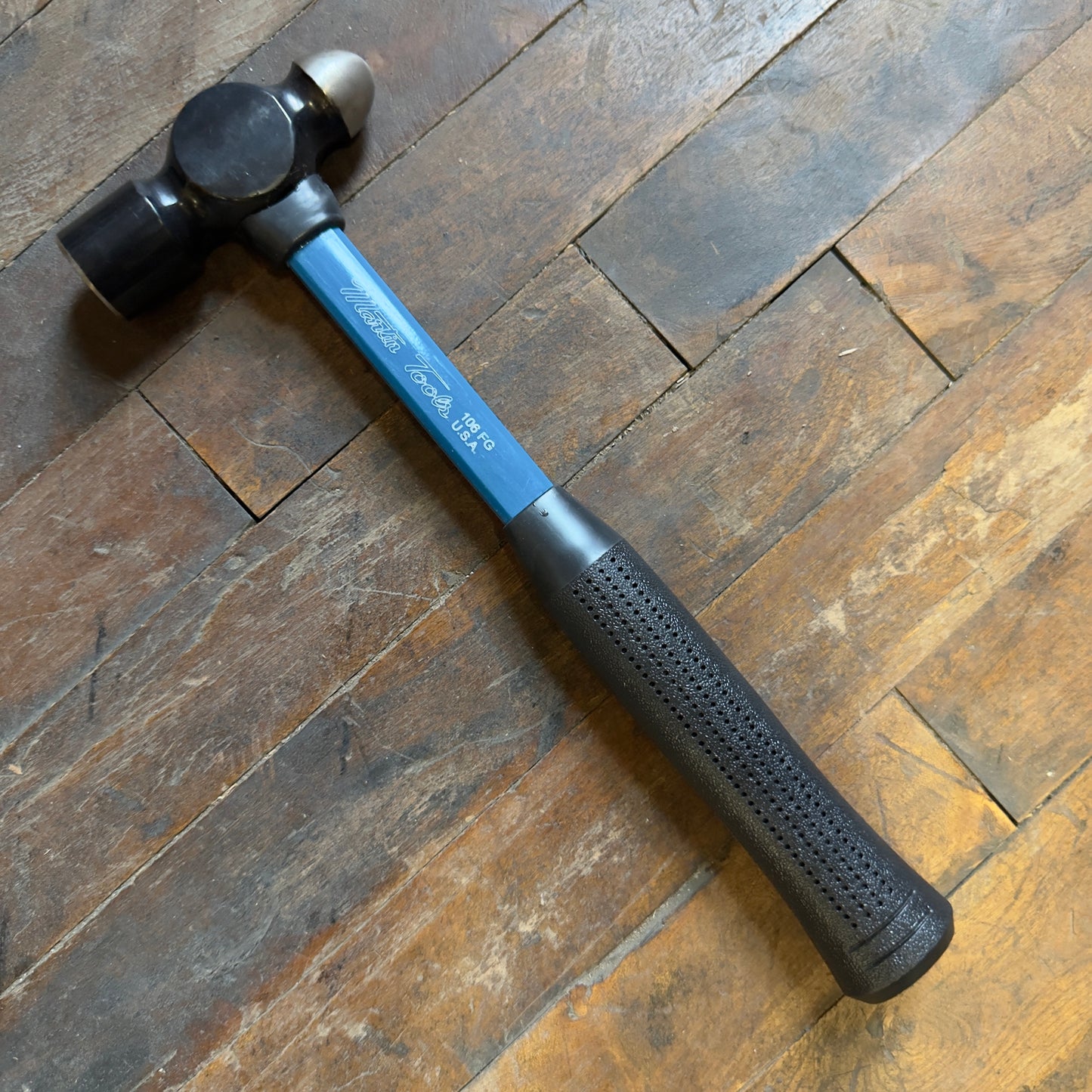 Martin 20 oz Standard Ball Pein G-Series Hammer - Fiberglass Handle (106G)