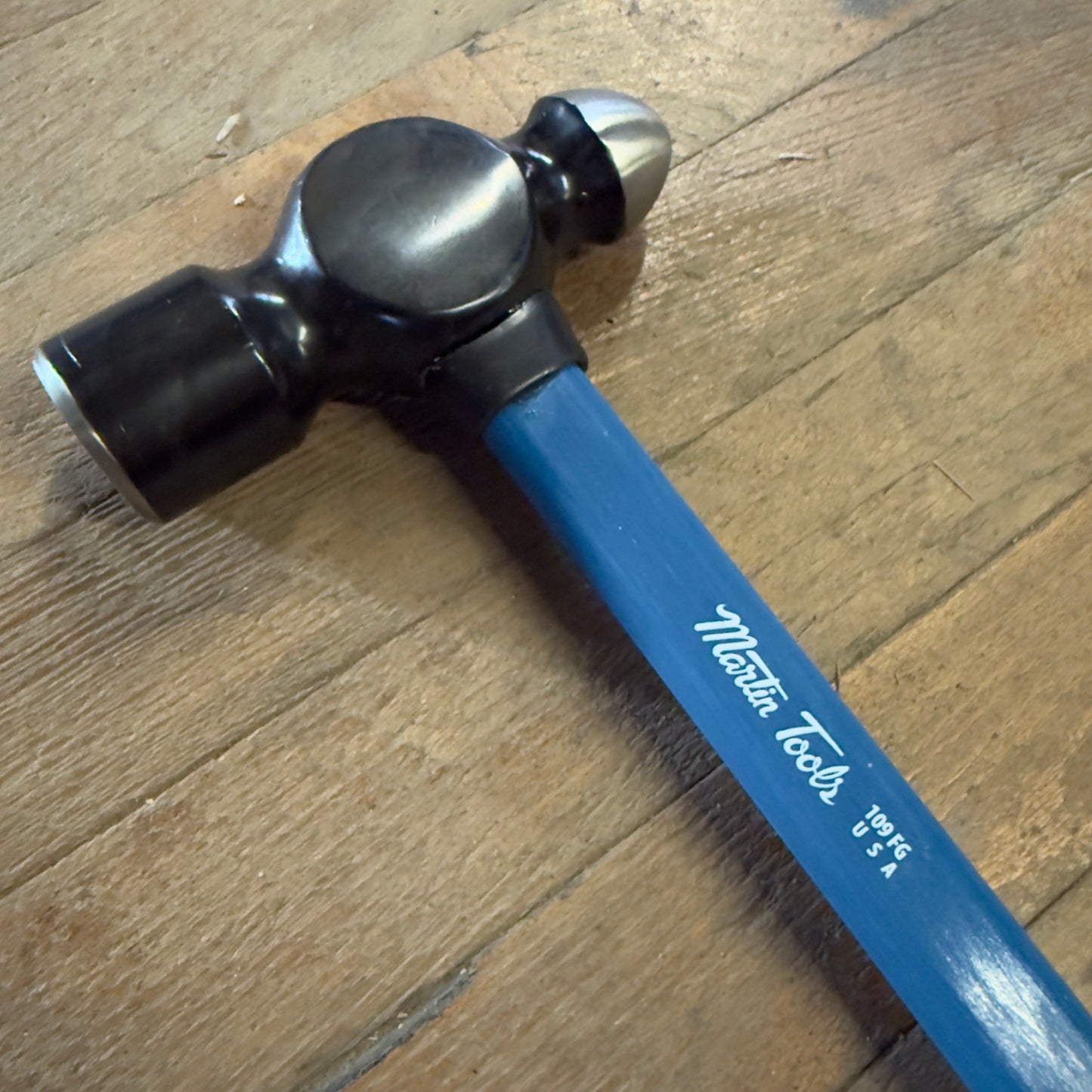 Martin 40 oz Standard Ball Pein G-Series Hammer - Fiberglass Handle (109FG)