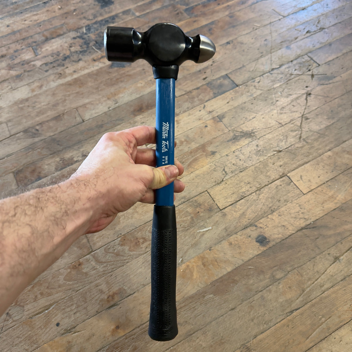 Martin 40 oz Standard Ball Pein G-Series Hammer - Fiberglass Handle (109FG)