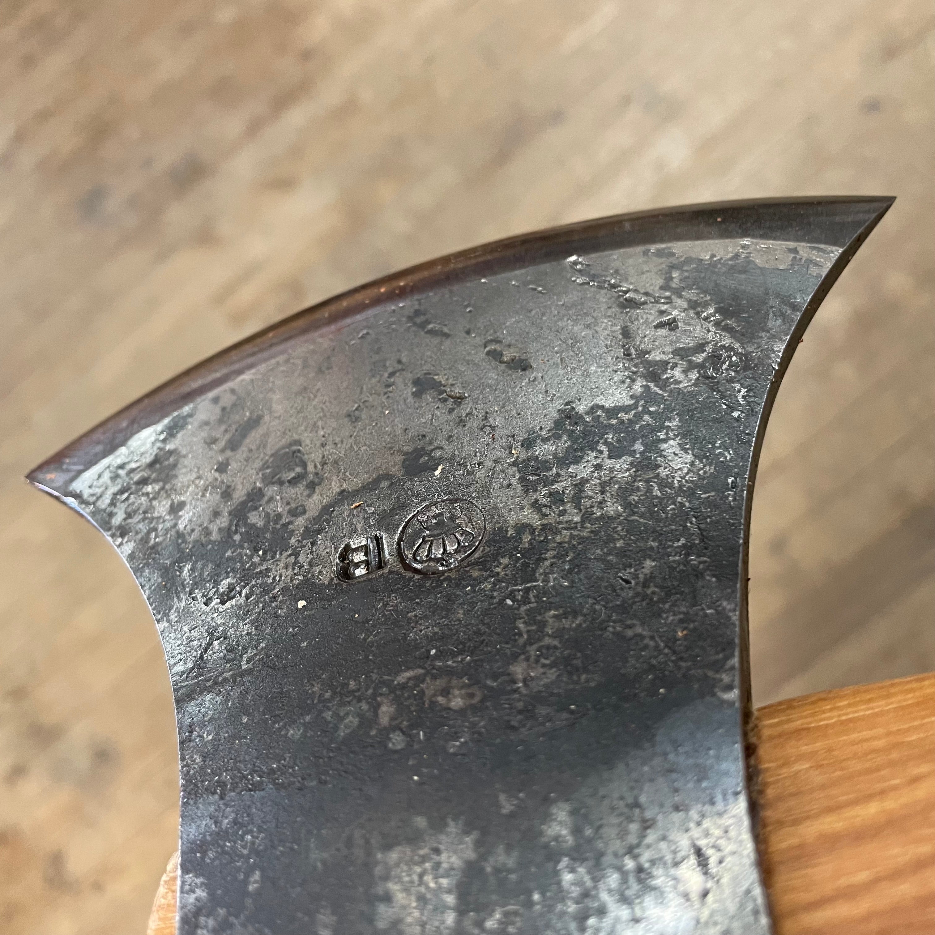 Gransfors Bruk Short Handled Double Bit Axe (490-1) – Harry J