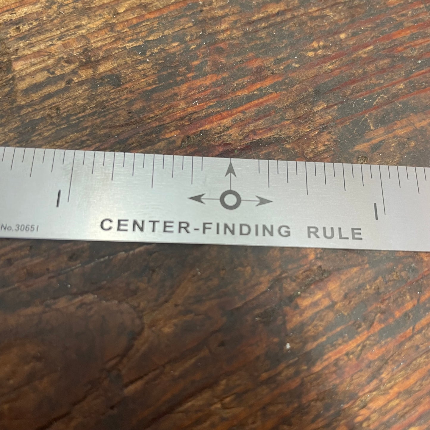 Shinwa Stainless Steel 6" Center-Finding Rule (30651)