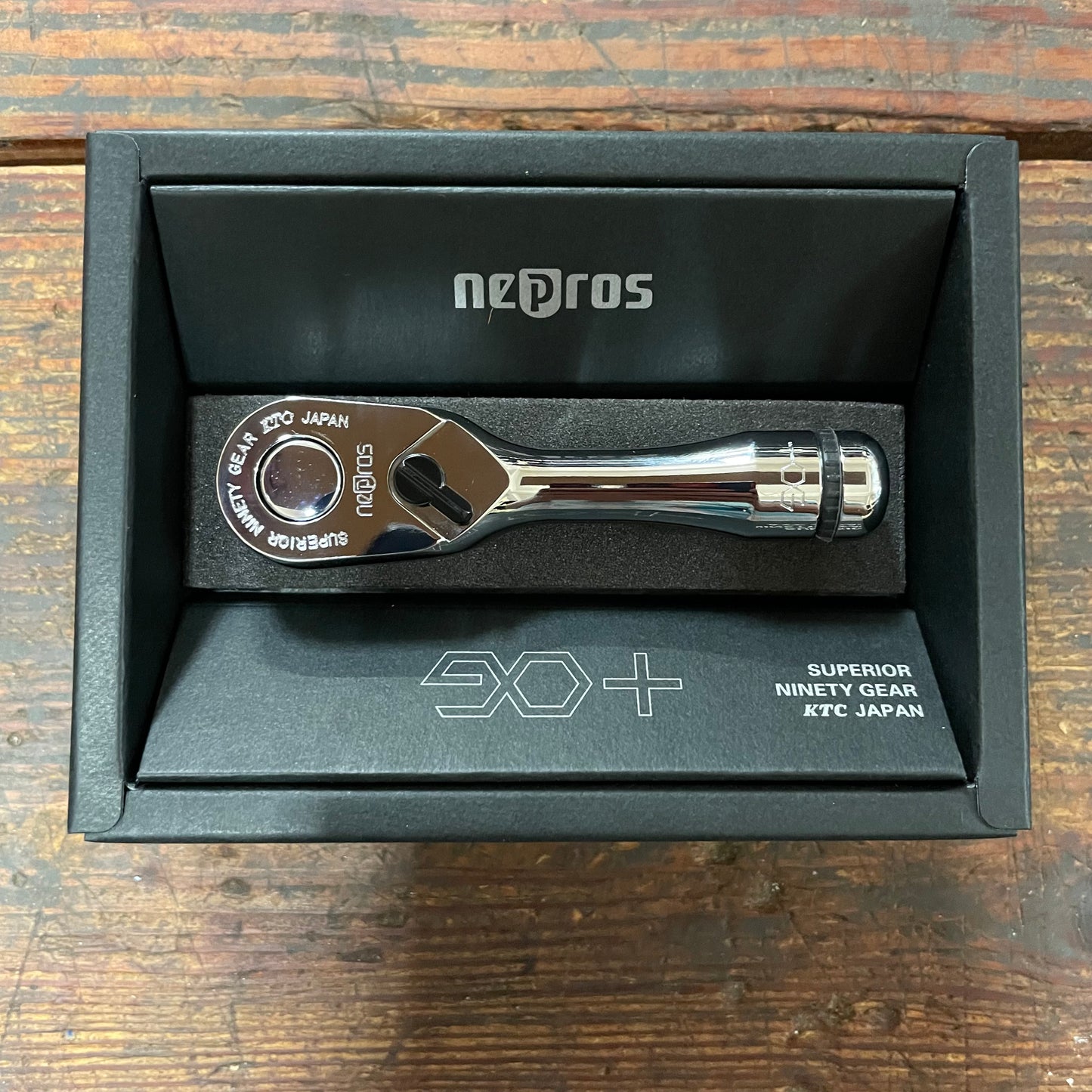 Nepros 3/8" Dr. Stubby Handle Ratchet 90 Teeth (NBR390AS)