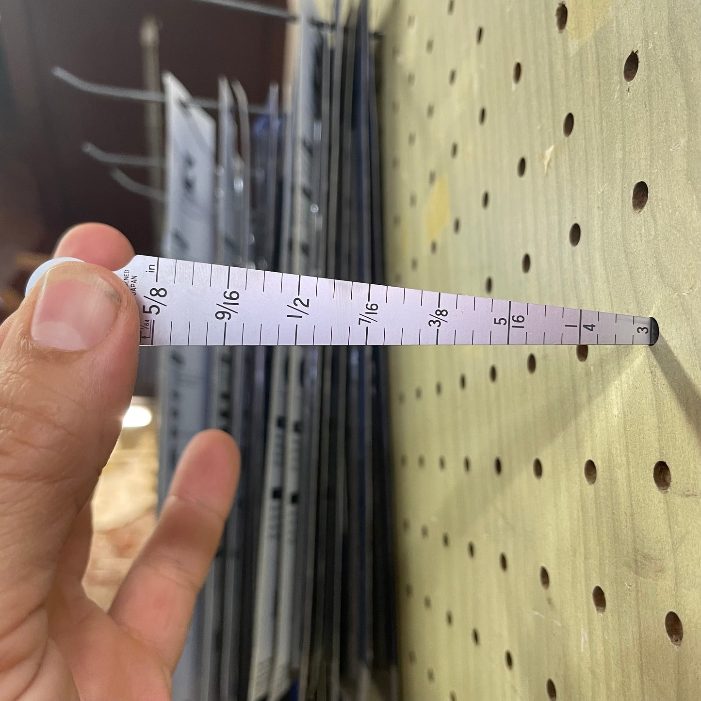 Shinwa Stainless Steel Fractional  Taper Gauge 1/16" - 5/8" (62606)