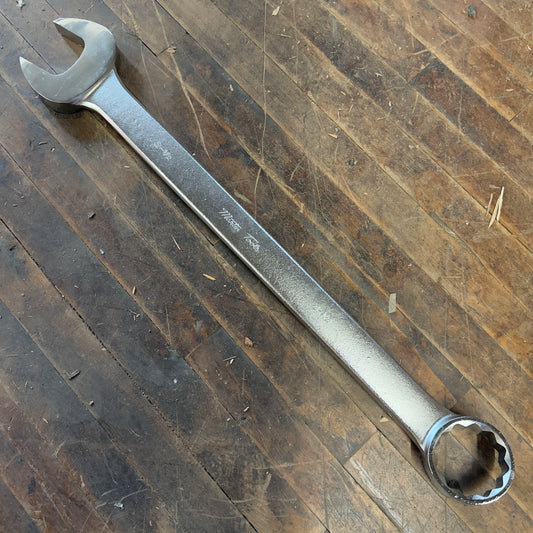 Martin 2-1/2" Combination Wrench (1196)