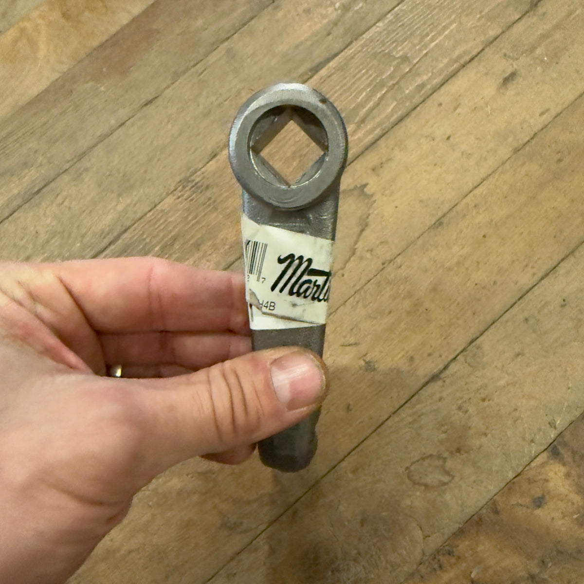 Martin 9/16" Squared Broached Crank Handle 5-1/8" - Natural Finish (CH4B)