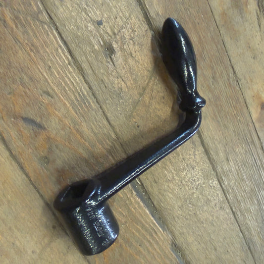 Martin 1/2" Squared Broached Crank Handle 4-1/2" OAL - Blk Powder Coat (CH2BC)
