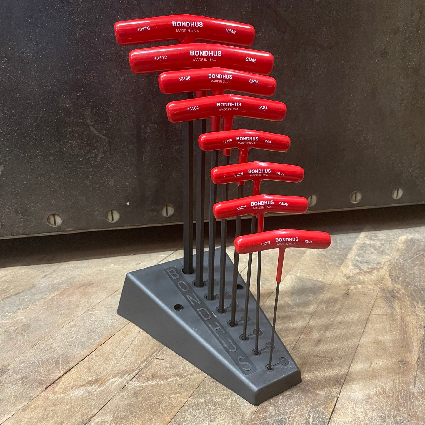 Bondhus 8pc Metric Hex T-Handled Ball End Set w/Stand 2 - 10mm (13189)