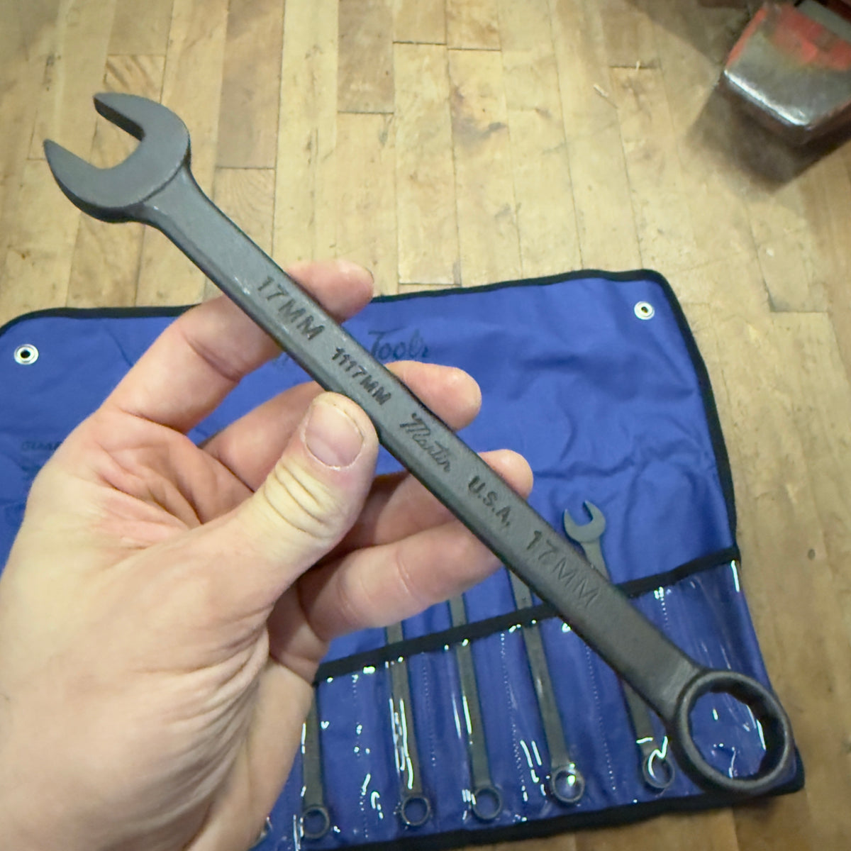 Martin 12pc Industrial Black Combination Wrench Set 7mm - 17mm (CB11KM)