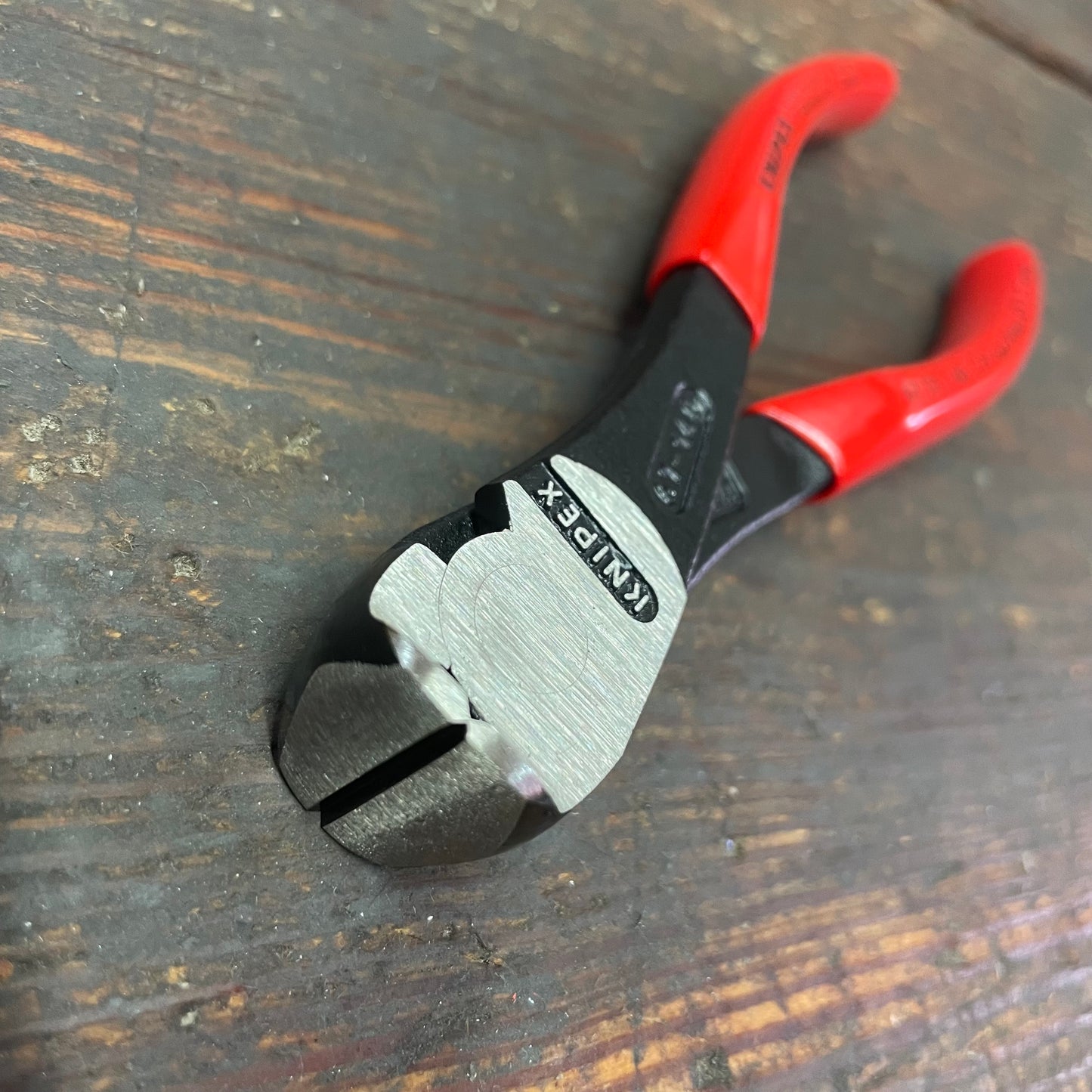 Knipex 5 1/2" High Leverage End Cutting Nippers (6701140)