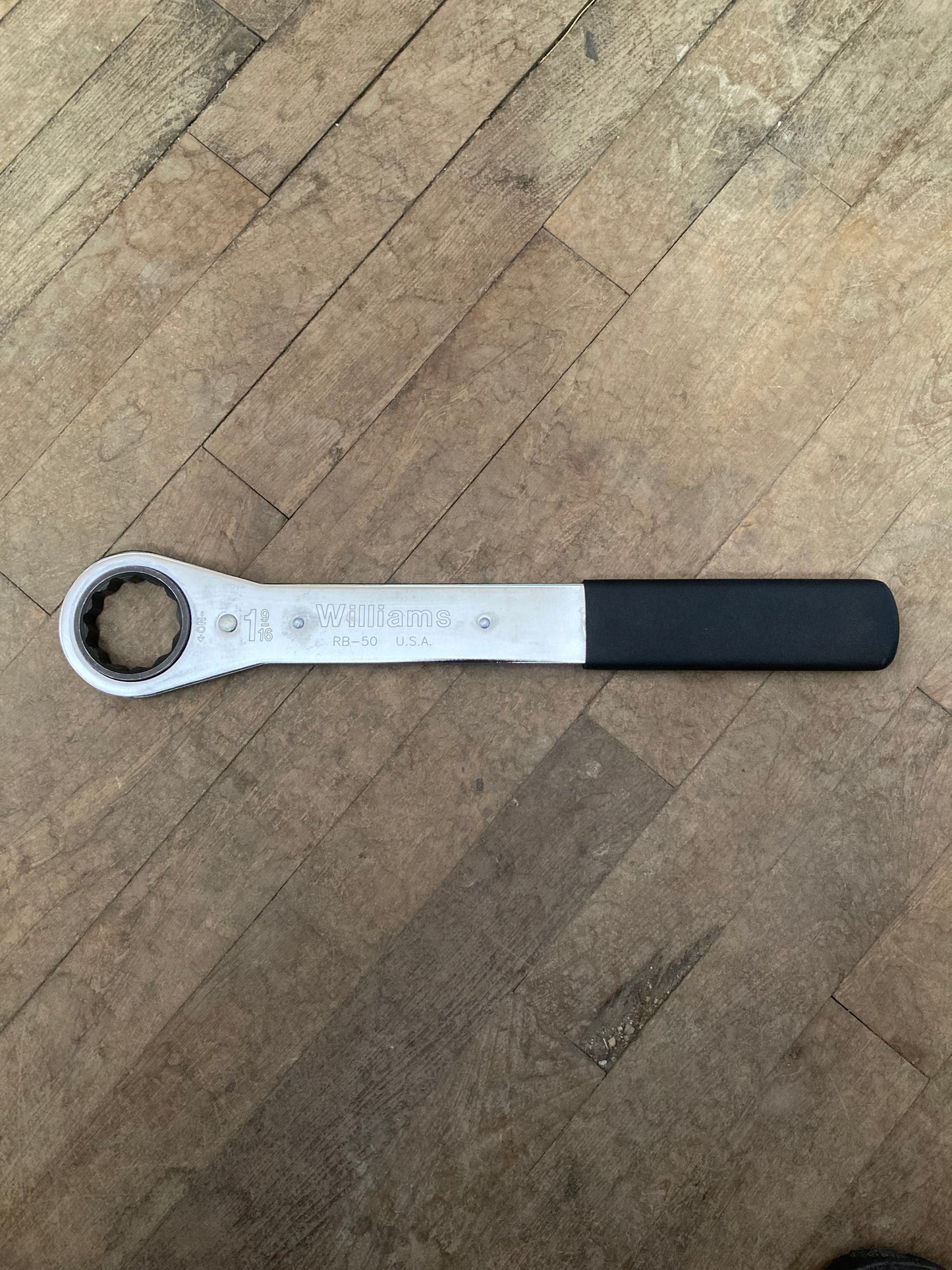 Williams Ratchet Box Wrench 1-9/16" (RB-50)