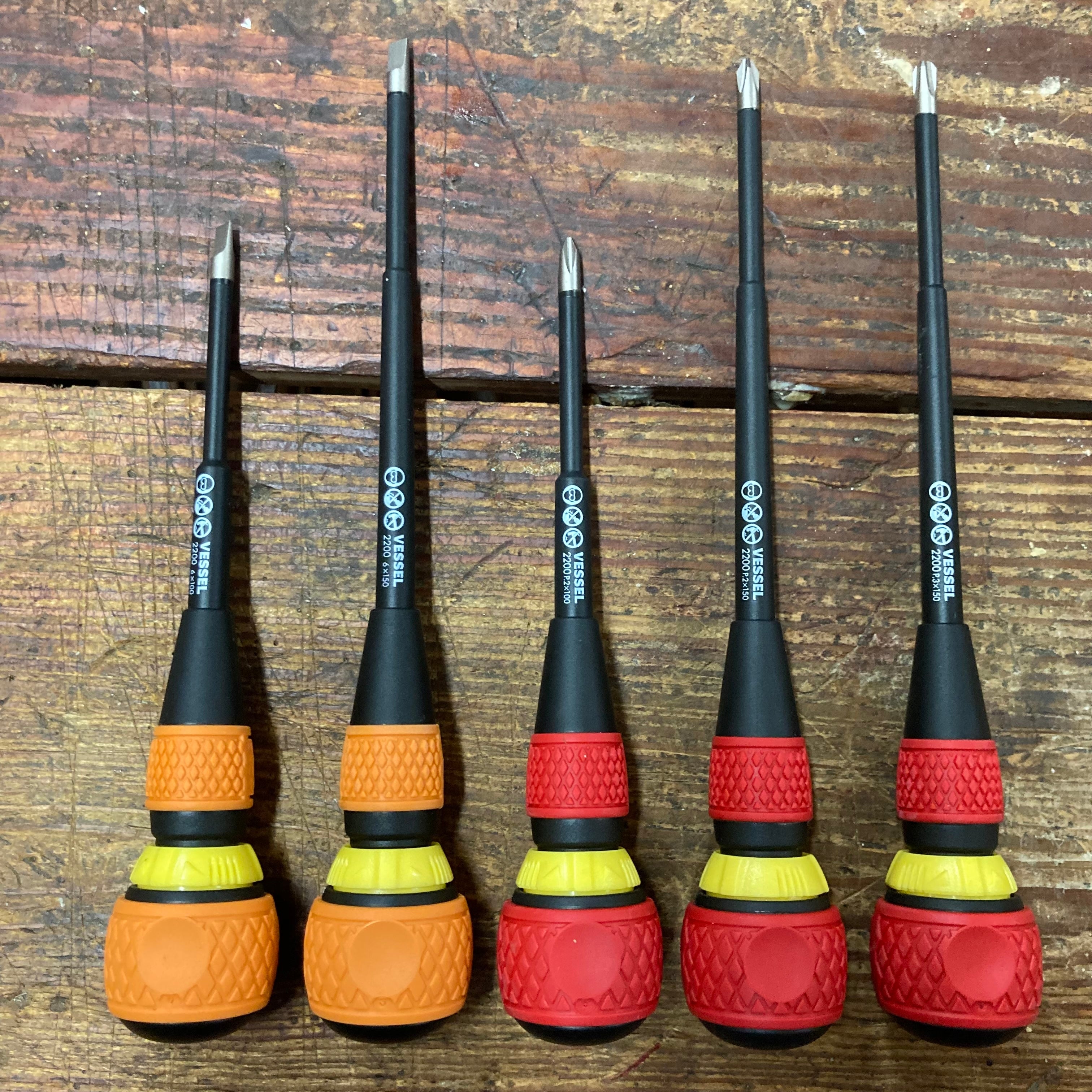 Vessel Screwdriver Rack Vessel Ball Grip Ratcheting 5pc. Screwdriver Set (22005EVA) – Harry J ...